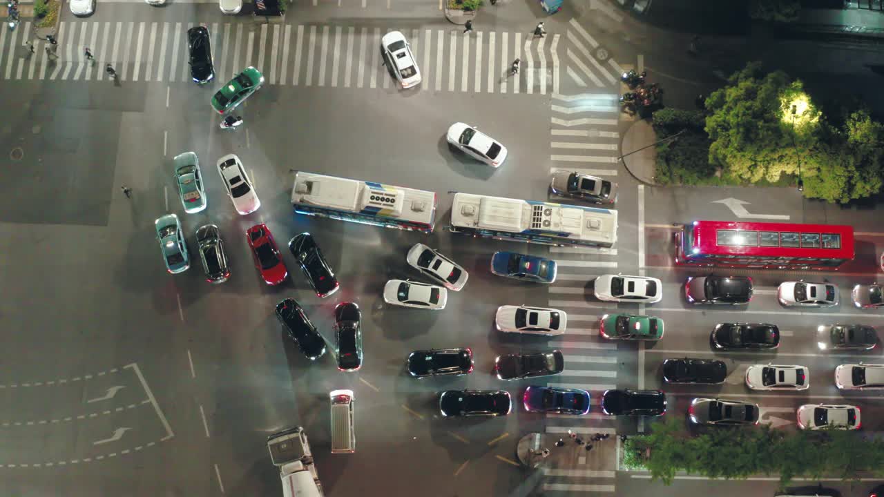 中国浙江省杭州市的无人机视图。视频下载