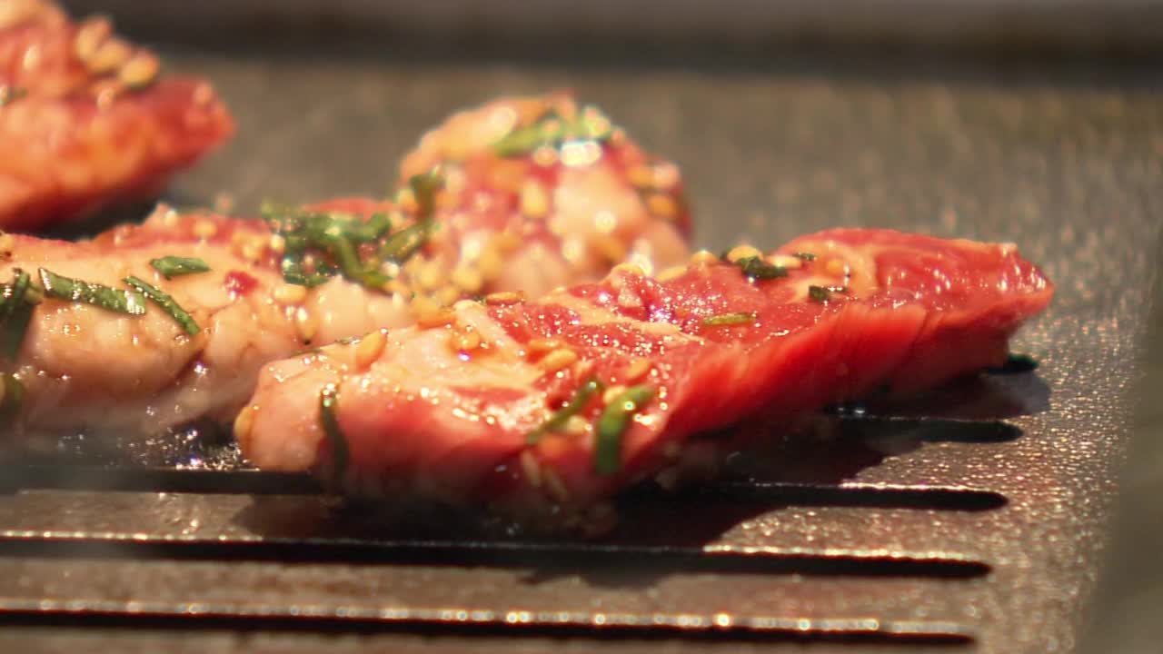 前CU，日式烧牛肉烤架，日本视频下载