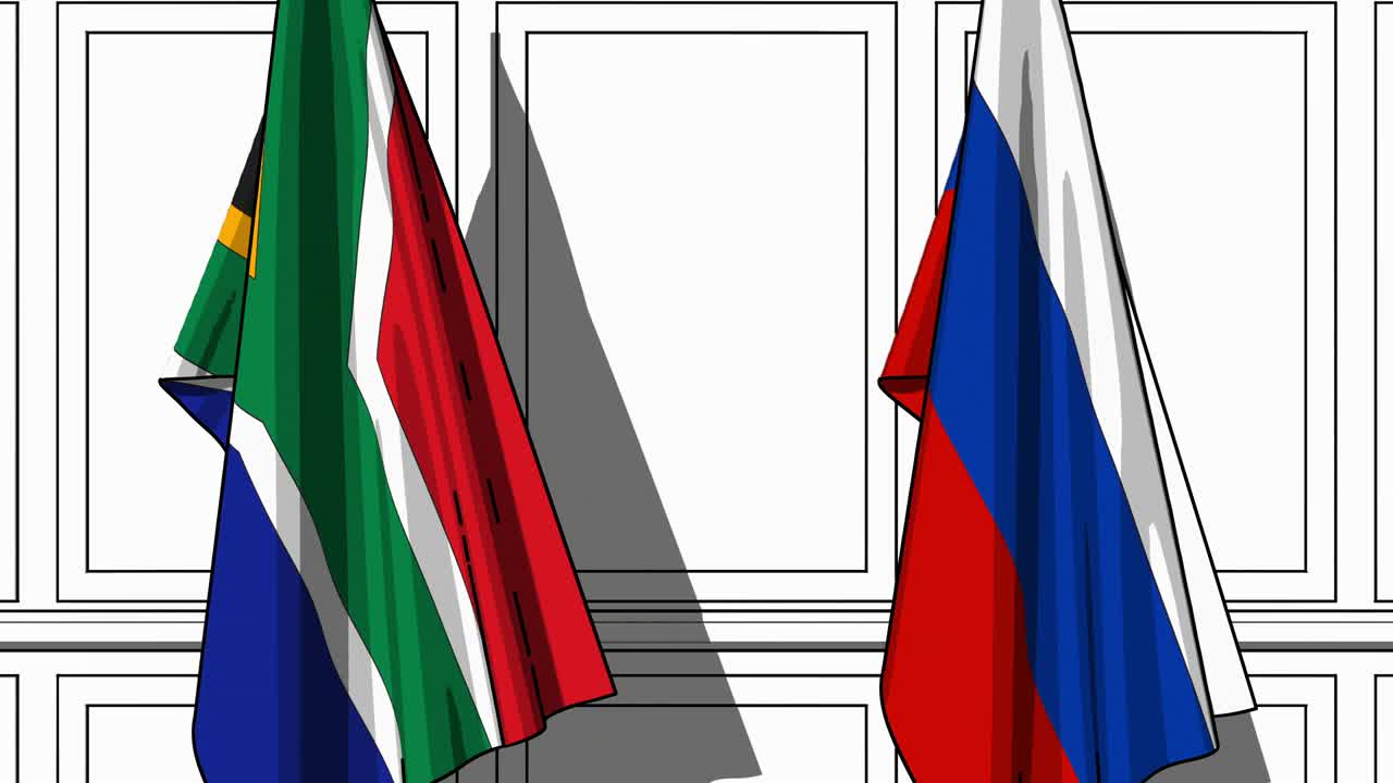 商人或政客们握着南非和俄罗斯的国旗握手。动漫相关的正式会议或合作视频下载