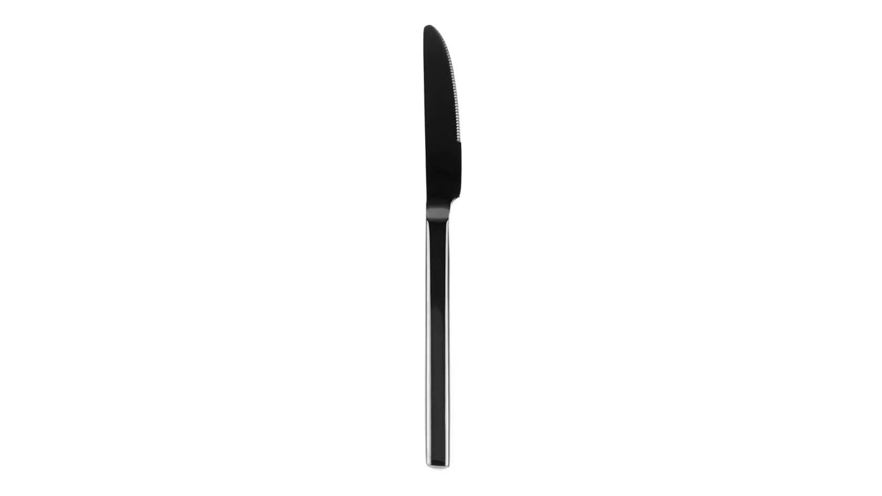 黑色的叉子，刀和勺子在白色的背景下，餐具或扁平餐具的定格动画视频下载