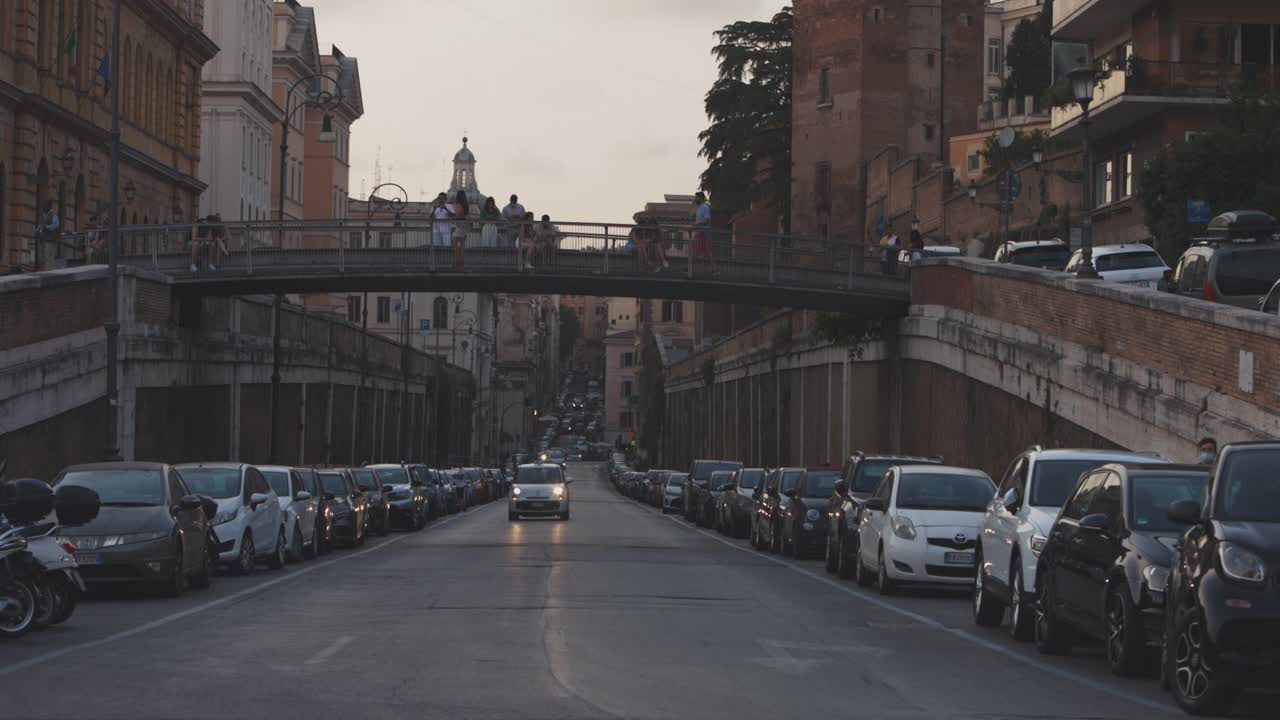 意大利之旅:游客在罗马的一天视频素材
