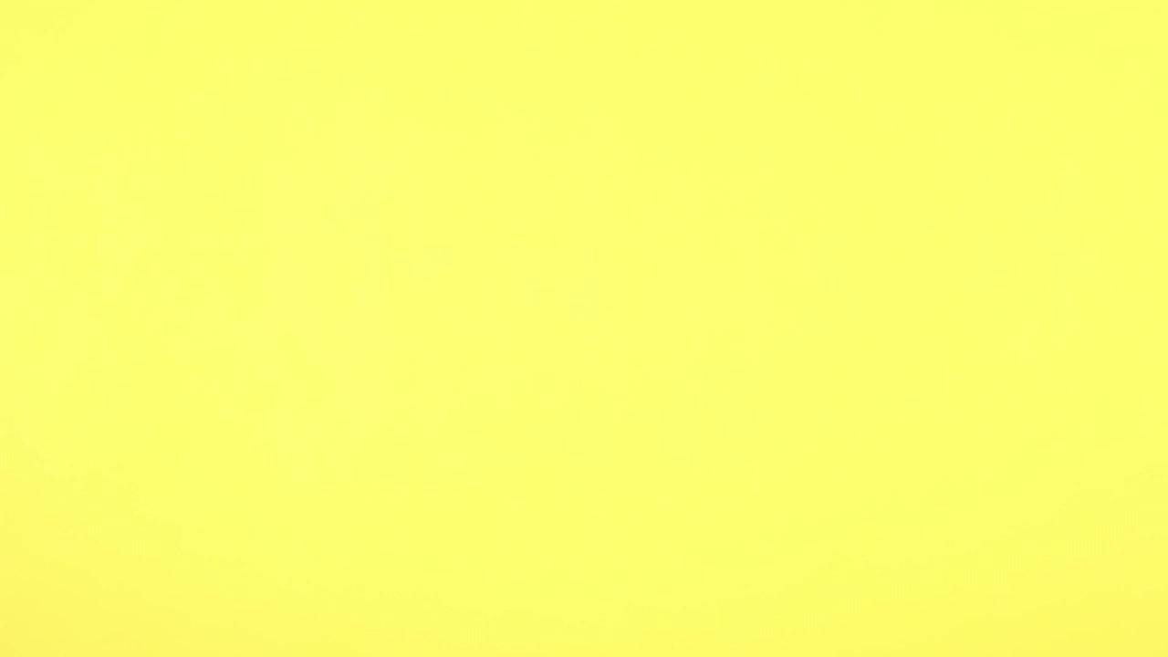 摄影-在黄色背景前的手势数字/韩国视频素材