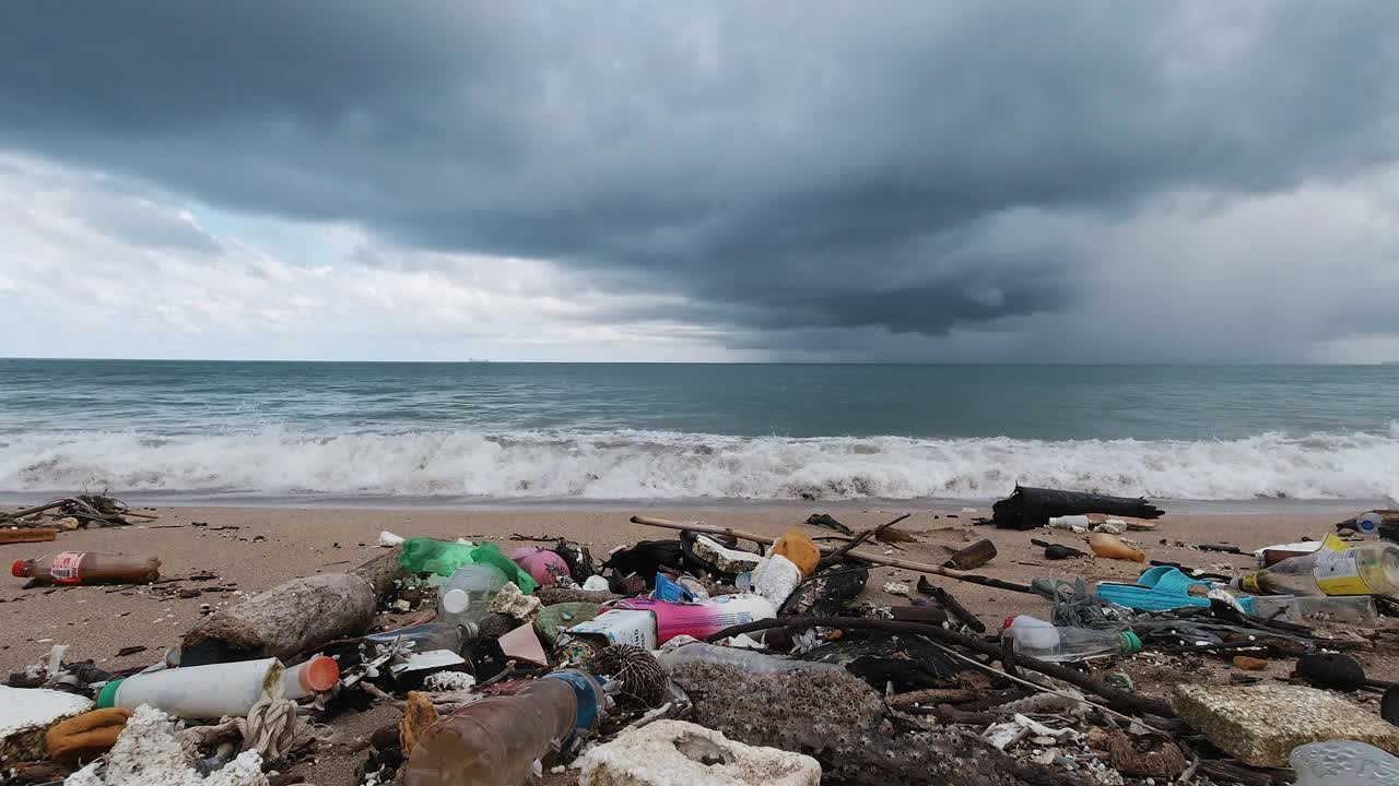 环境生态杀虫剂，海洋塑料污染视频下载