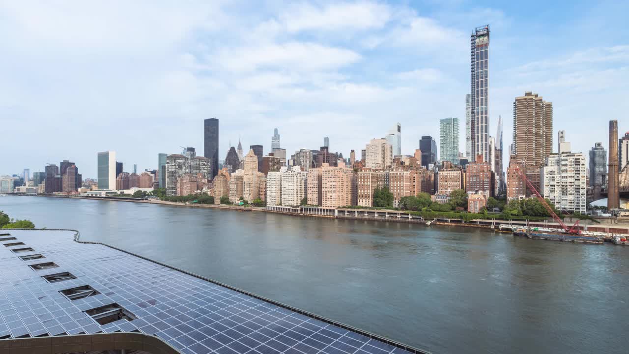 东河和曼哈顿中城的阳光高角度时间流逝视图视频下载