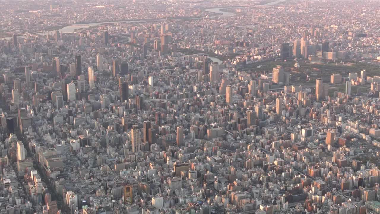 空中，黄昏大阪市区，日本视频素材
