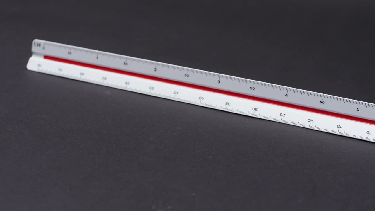 三角比例尺用于测量和绘制比例尺视频下载
