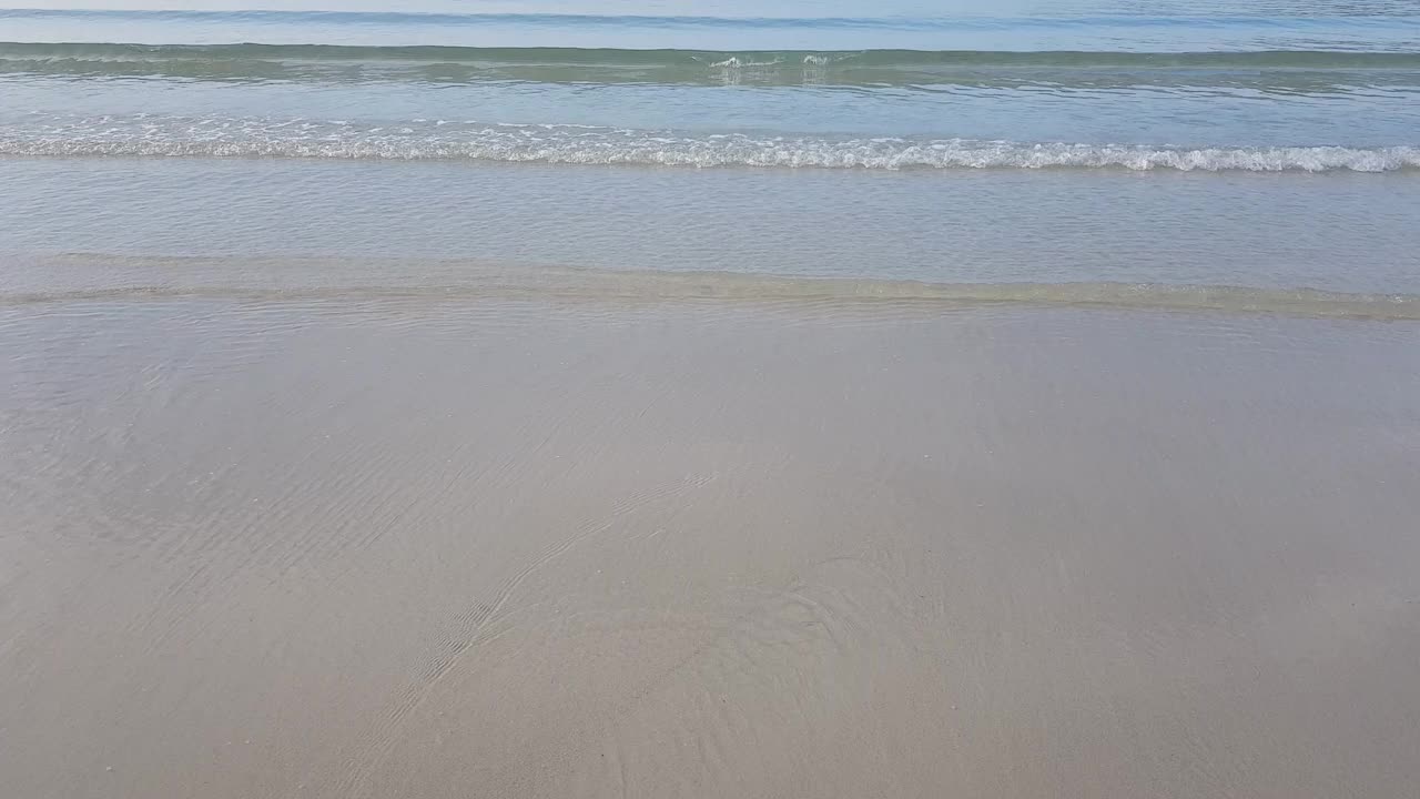 海滩和美丽的热带海洋视频下载