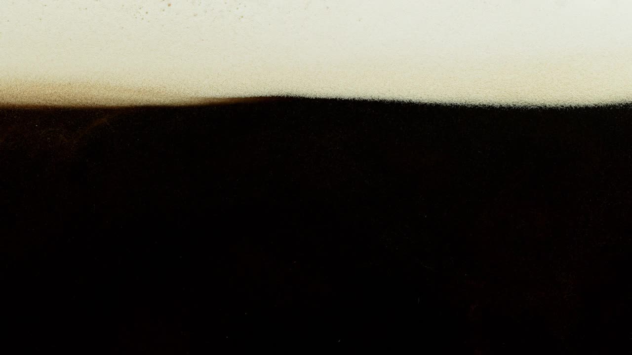 混合啤酒泡沫视频素材