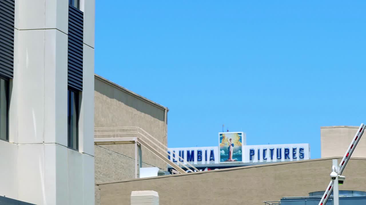 著名的水塔索尼影视娱乐工作室(前哥伦比亚影视娱乐)在卡尔弗城，洛杉矶，加利福尼亚州，4K视频素材