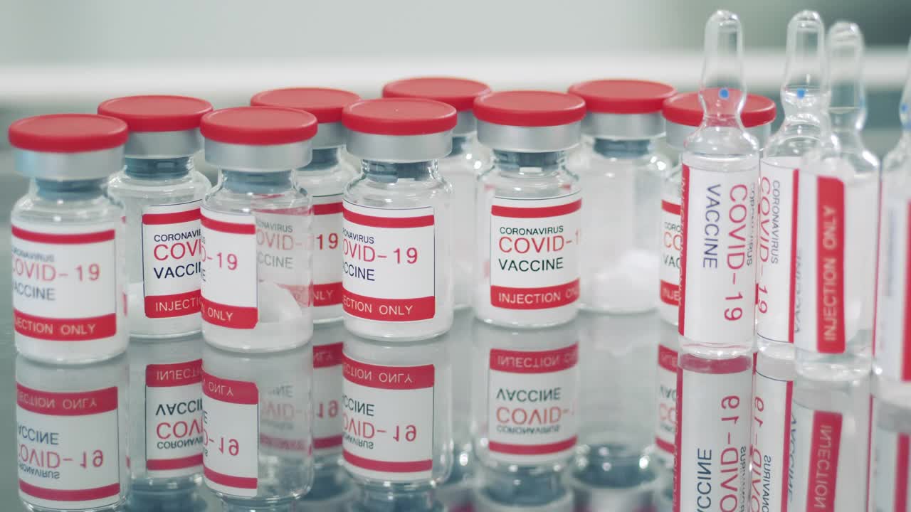多支注射用疫苗安瓿视频素材