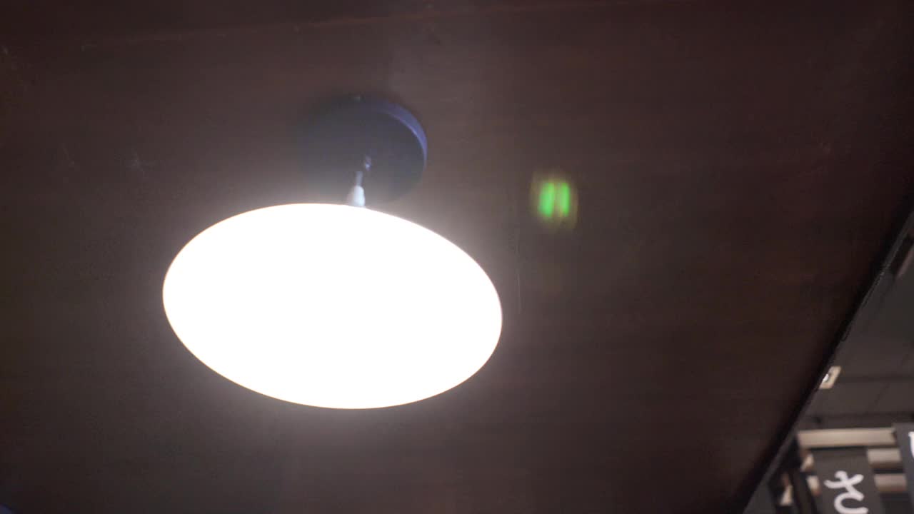 餐厅的装饰照明视频下载