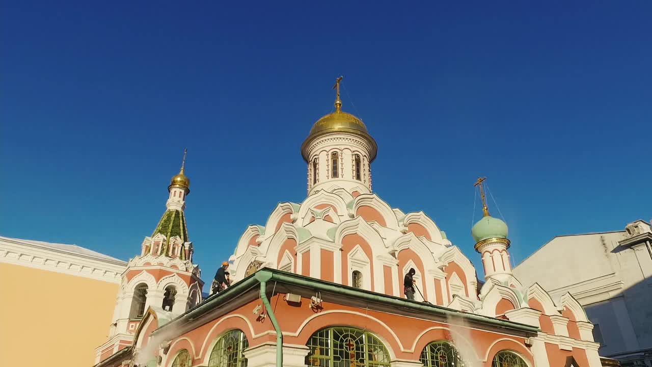 东正教大教堂附近的红场建筑在冬季靠近莫斯科市区和俄罗斯红场视频下载