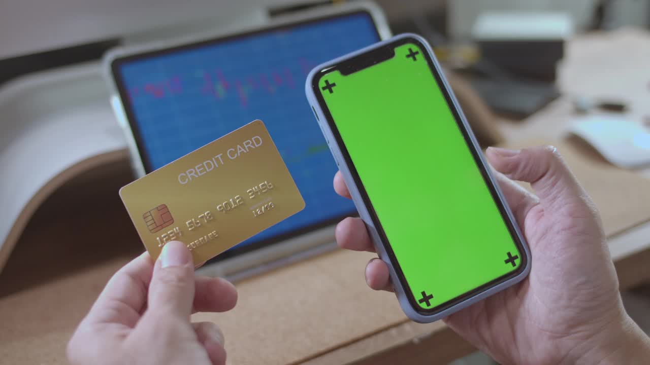 使用信用卡和智能手机购买网上购物，绿色屏幕视频下载