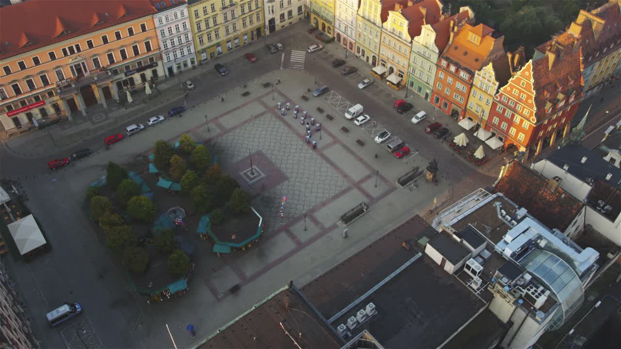 波兰弗罗茨瓦夫鸟瞰图。有主广场的老城区视频素材