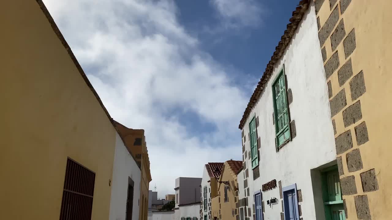 建筑著名的建筑外立面的拉帕尔马市格兰加那利斯晴天历史建筑视频下载