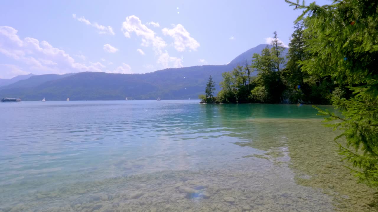 奥地利的沃尔夫冈湖，夏天视频素材