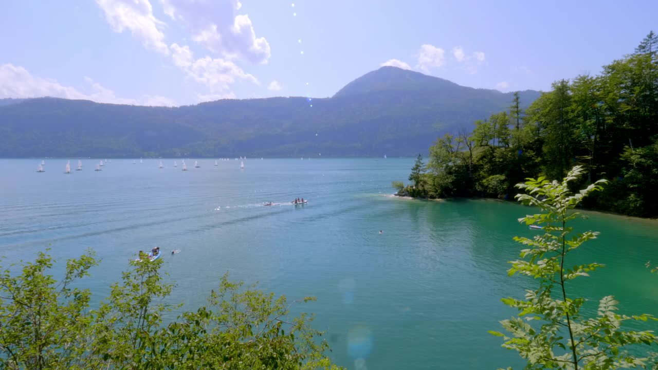 奥地利的沃尔夫冈湖，夏天视频下载