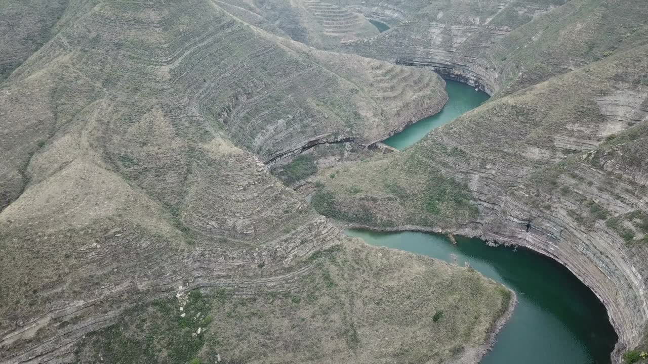 山，谷，黄河，鸟瞰图视频素材