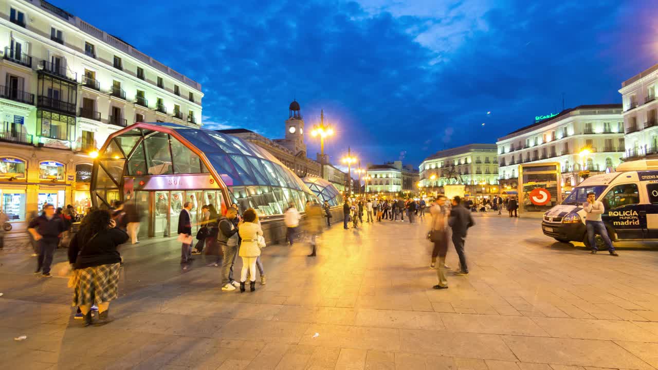 马德里城市普埃尔塔德尔索尔在西班牙时间拉时视频下载