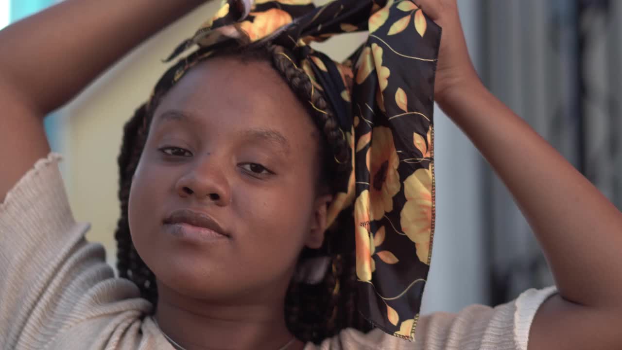 非洲女人肖像头巾视频素材