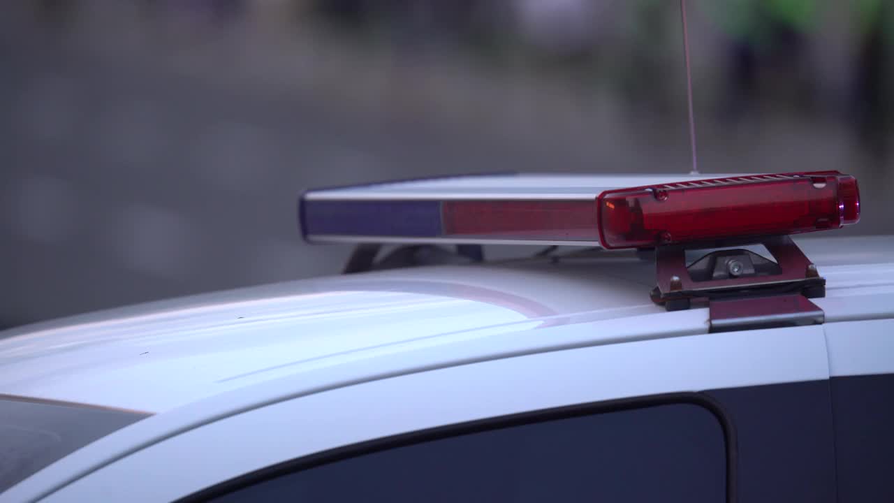 警车上有警用闪光灯视频素材