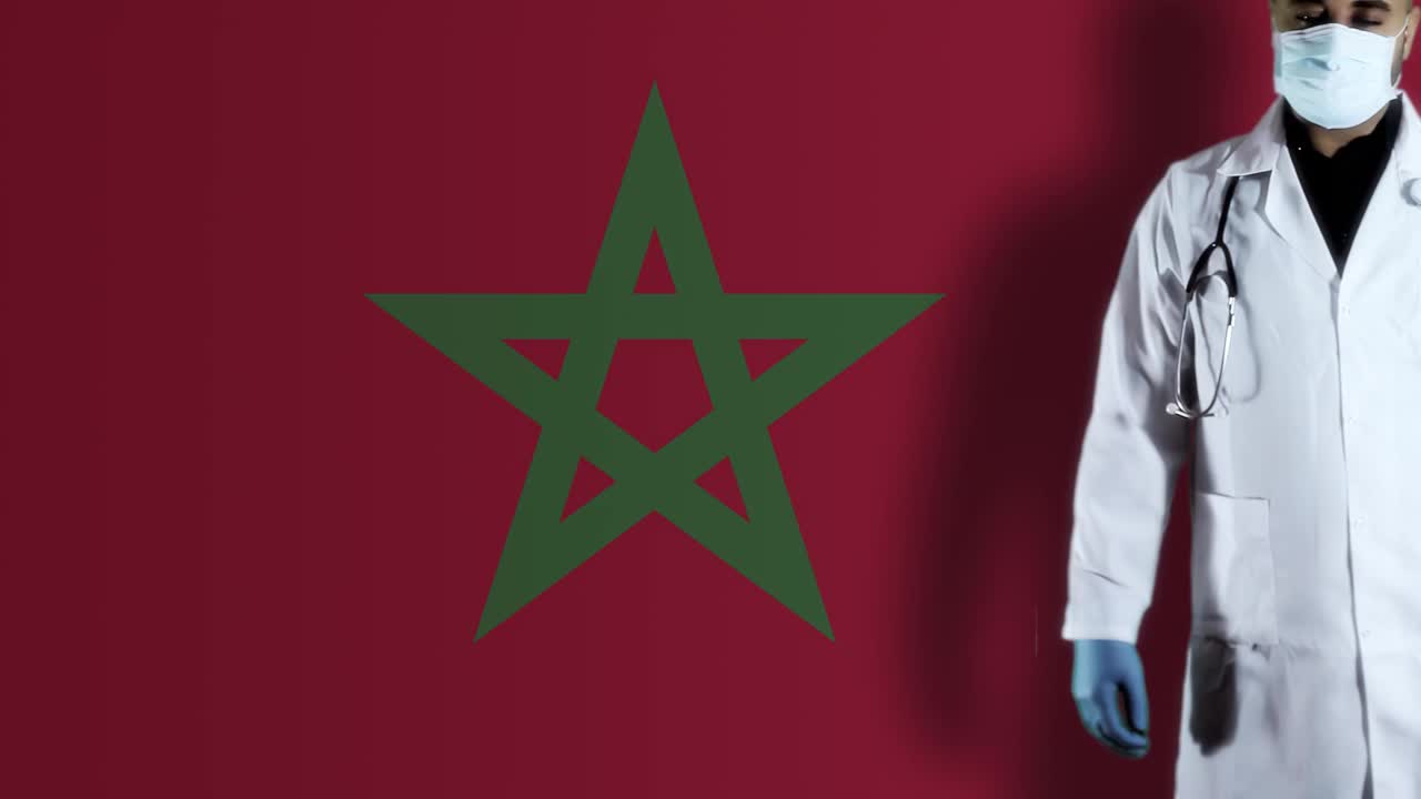 摩洛哥安的列斯带国旗的医生视频素材