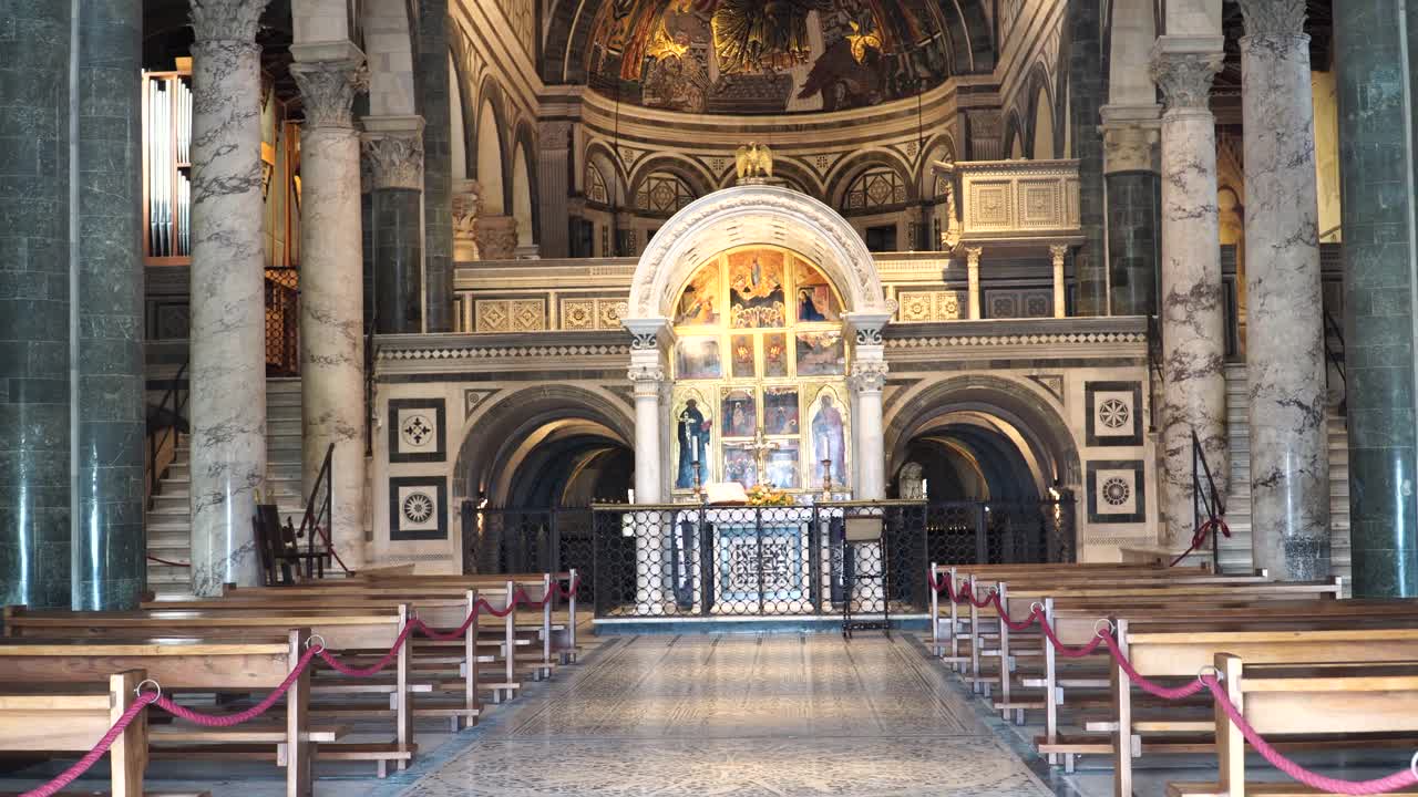 意大利佛罗伦萨圣米尼亚托阿尔蒙特大教堂视频素材