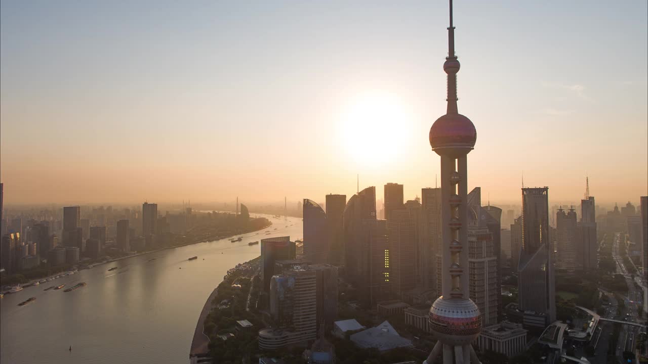 空中城市,上海,日出。视频素材