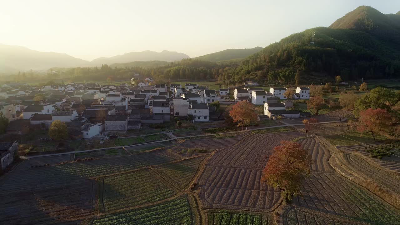 中国安徽鲁村的乡村景观视频素材