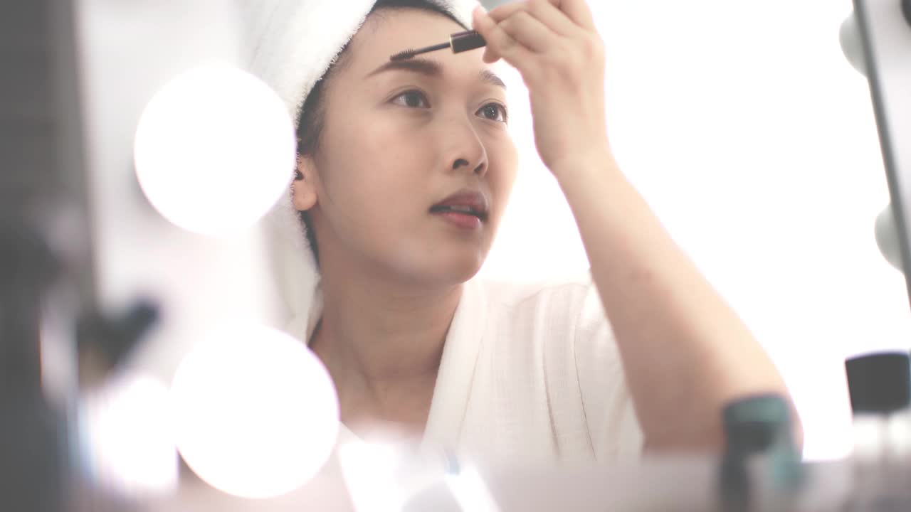 皮肤护理，亚洲人的样子视频下载