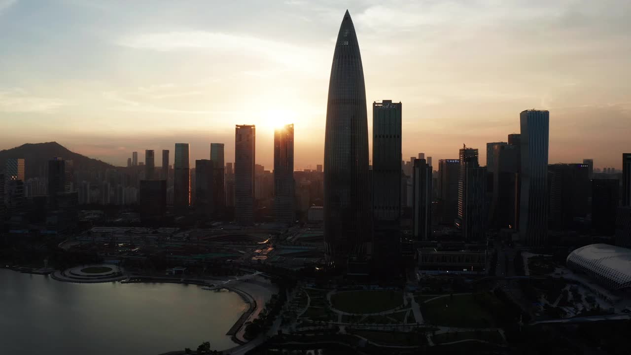 日落时分的深圳城市天际线视频素材