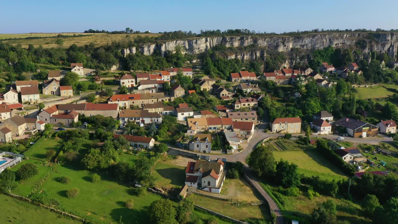 法国勃艮第的Baubigny村视频下载