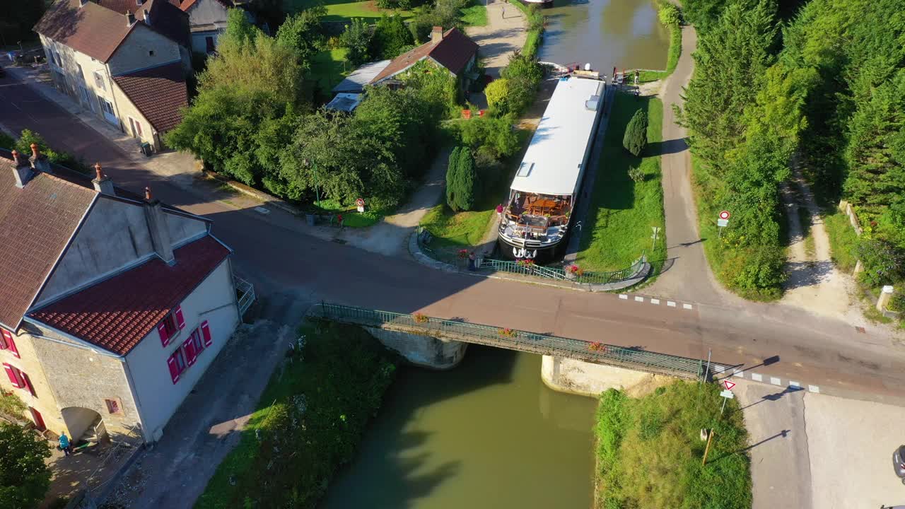 勃艮第运河，勃艮第，法国视频下载