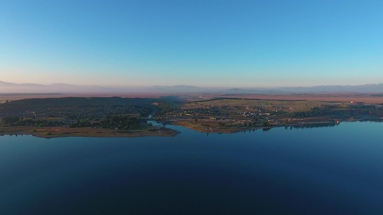 鸟瞰提卡波湖视频素材