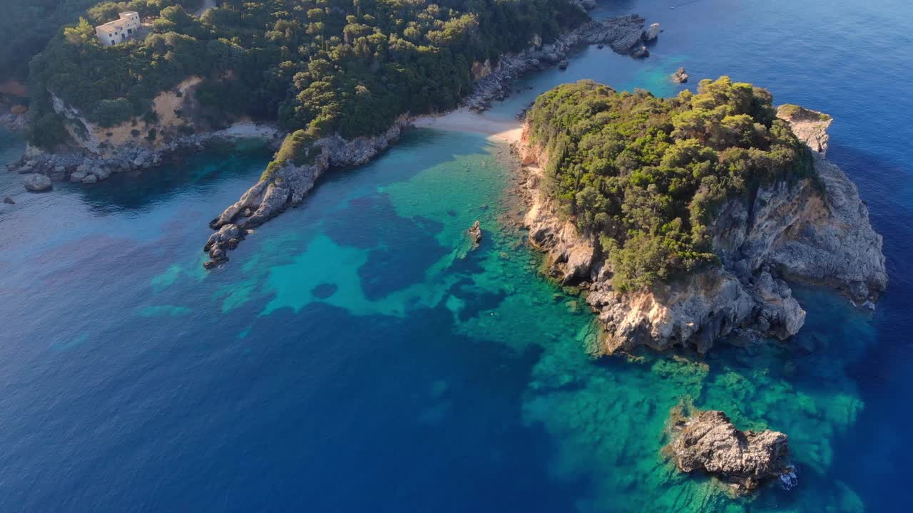 科孚岛美丽的海岸。视频下载