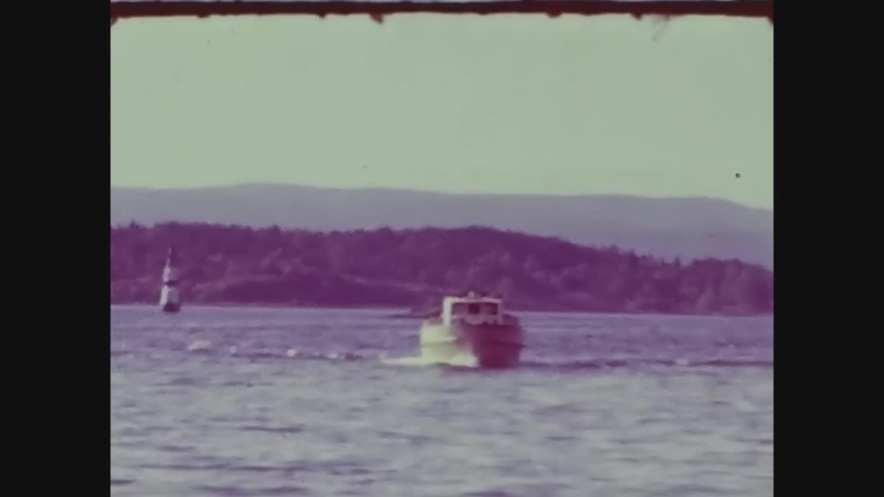 丹麦，1964年，海上的船只视频下载