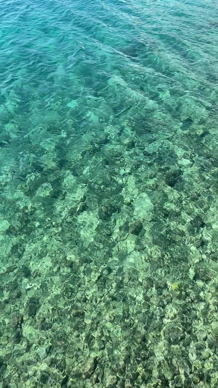 亚得里亚海的水面。视频素材