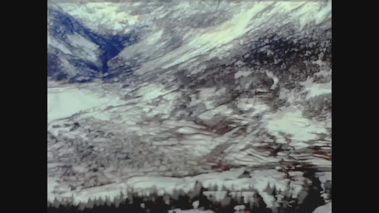 1970年，意大利博尔米奥山景视频下载
