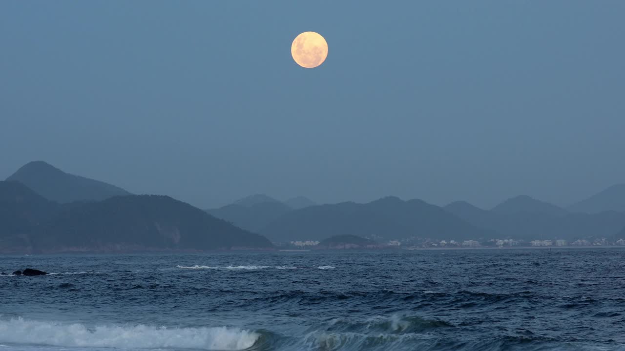 满月海洋景观视频下载