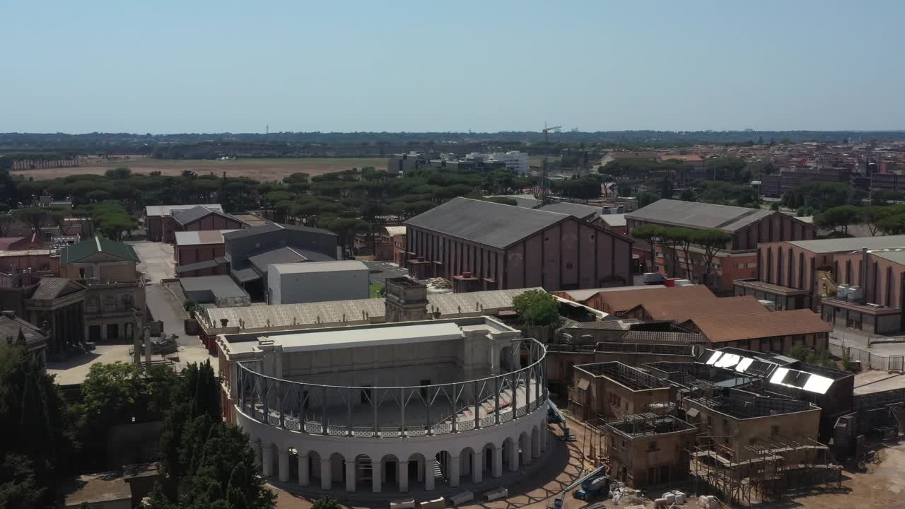 Cinecittà电影工作室在罗马的鸟瞰图视频下载
