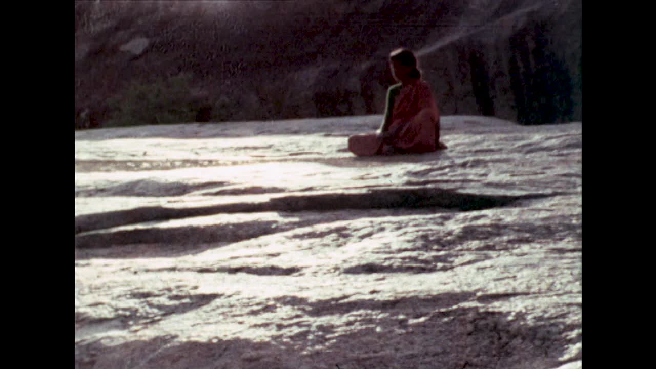 印度女性，马哈巴利普兰，印度;1967视频素材