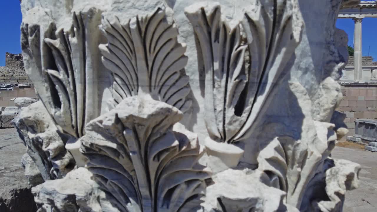 贝加马卫城的古代图拉真神庙视频素材
