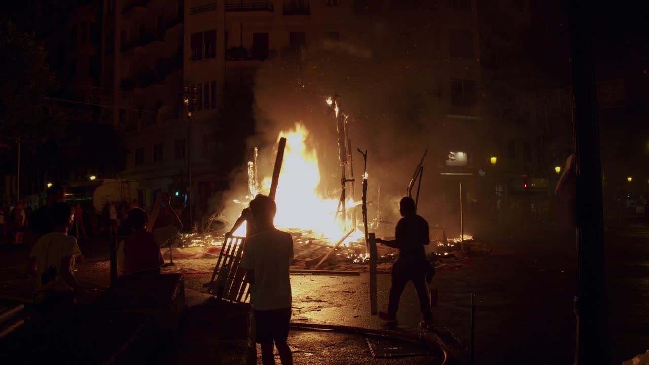 西班牙巴伦西亚的火节视频下载