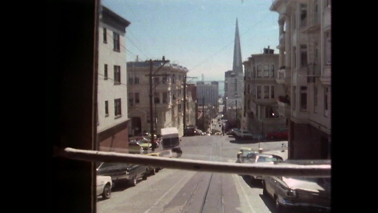 旧金山下坡的POV无轨电车;1989视频素材