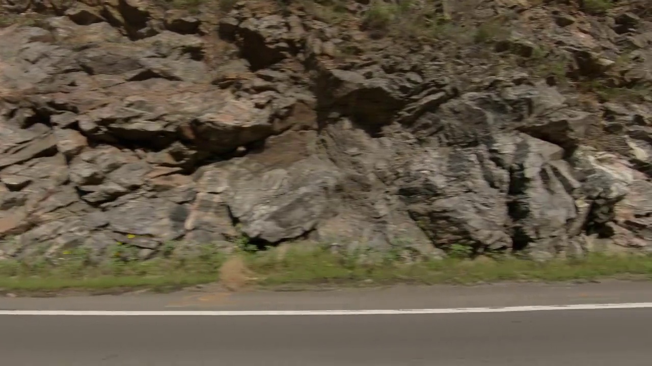 Clear Creek Canyon 4同步系列夏季驾车离开视频素材