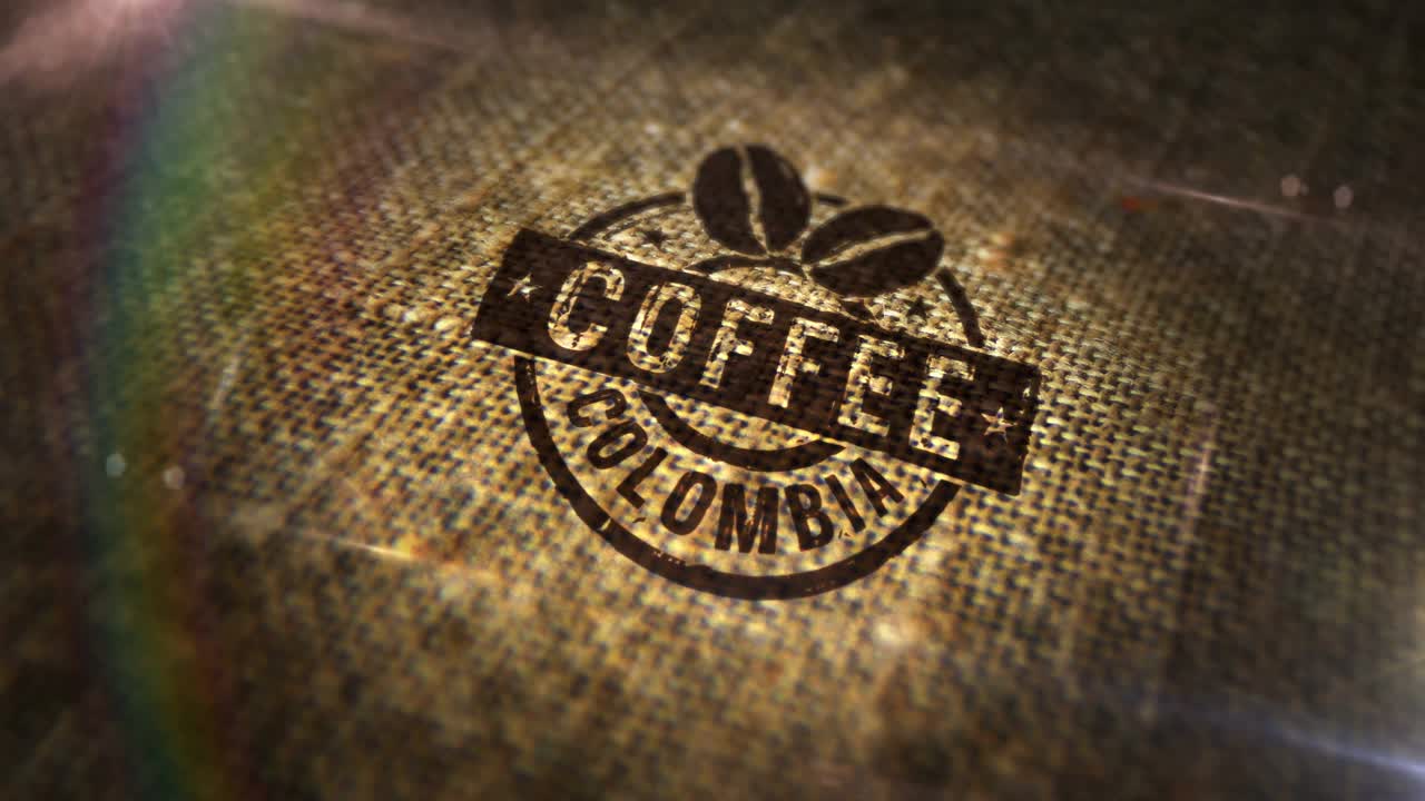 哥伦比亚咖啡标志印在亚麻麻袋环动画视频素材