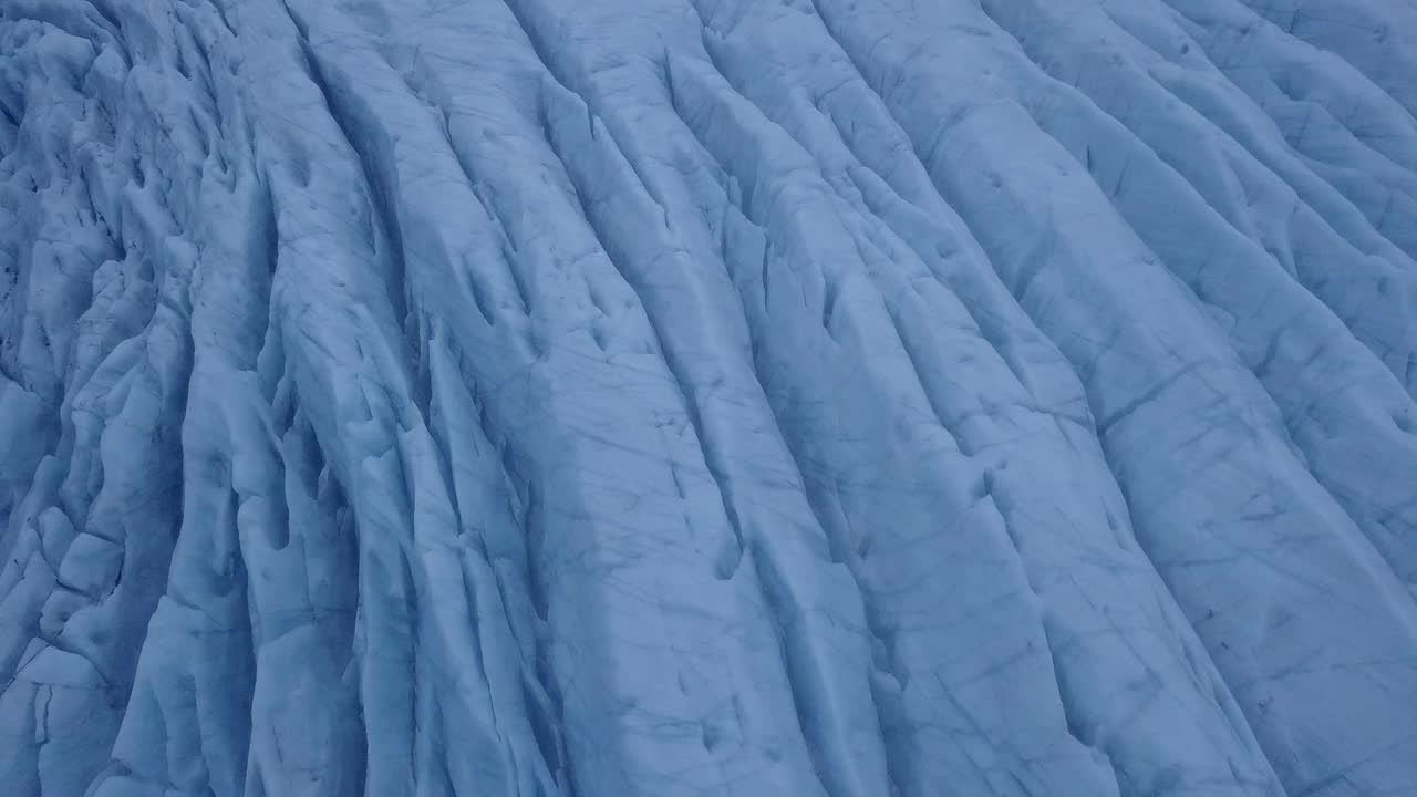鸟瞰美丽的冰岛冰川视频下载