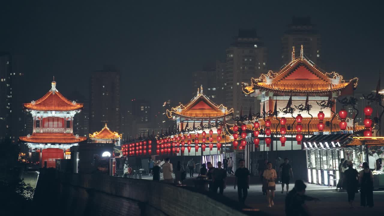 古城墙夜景/中国陕西西安视频素材