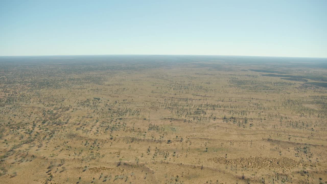 受干旱影响的澳大利亚北部丛林地区视频下载