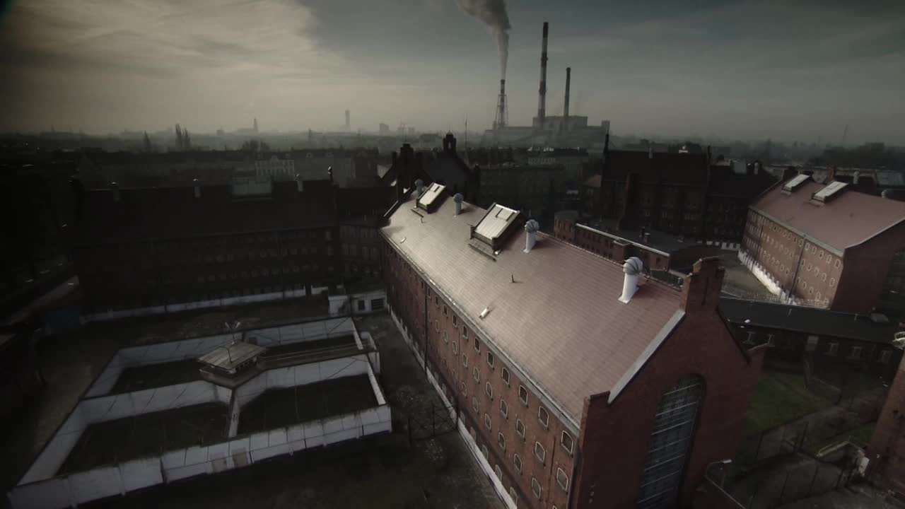 监狱在弗罗茨瓦夫视频下载